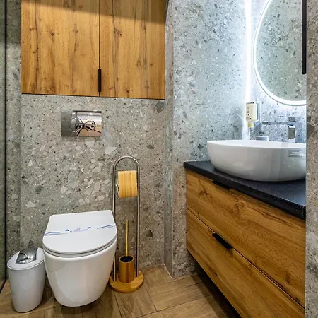 Apartamento Avangard Hazova I *